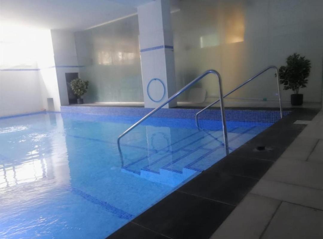 The Pearl Apartment Yehud-Monosson Exterior photo